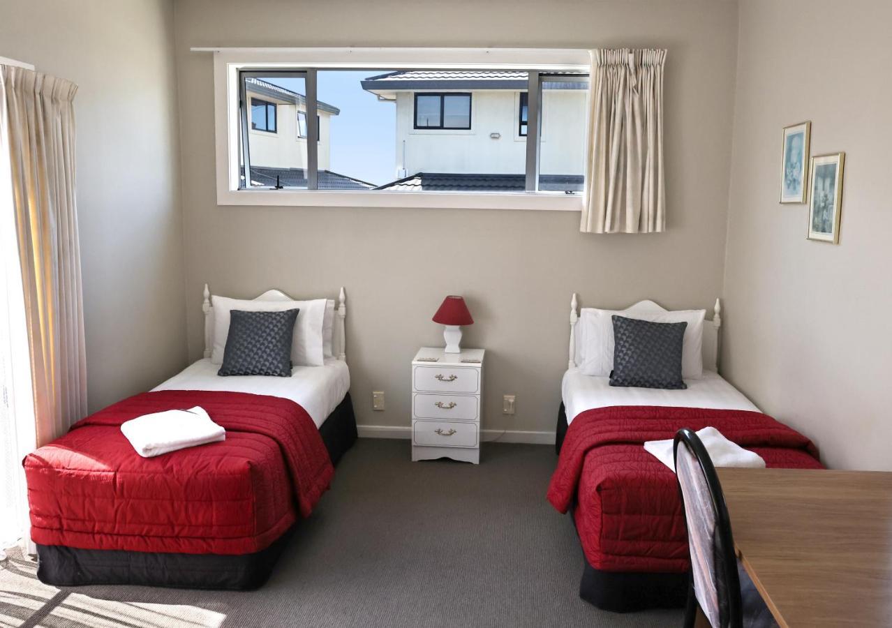 Baywatch Motor Lodge Тимару Екстериор снимка